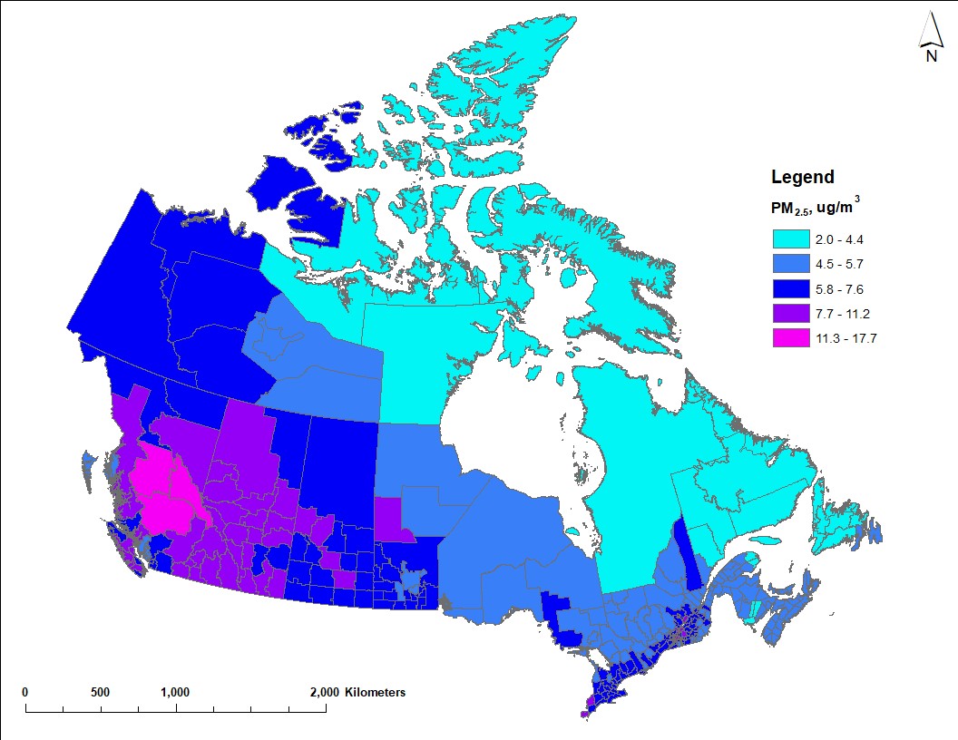 Map of Canada showing estimated average PM2.5 concentrations across census divisions. Concentrations vary from approximately 2 µg/m3 to 18 µg/m3.