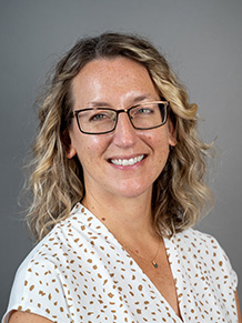 Lisa Poier - Directrice par intérim, Région du Pacifique et du Yukon