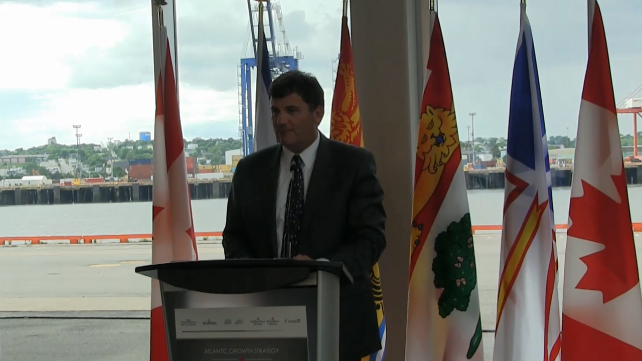 L'honorable Dominic LeBlanc parle de la Stratégie de croissance du commerce et des investissements en Atlantique