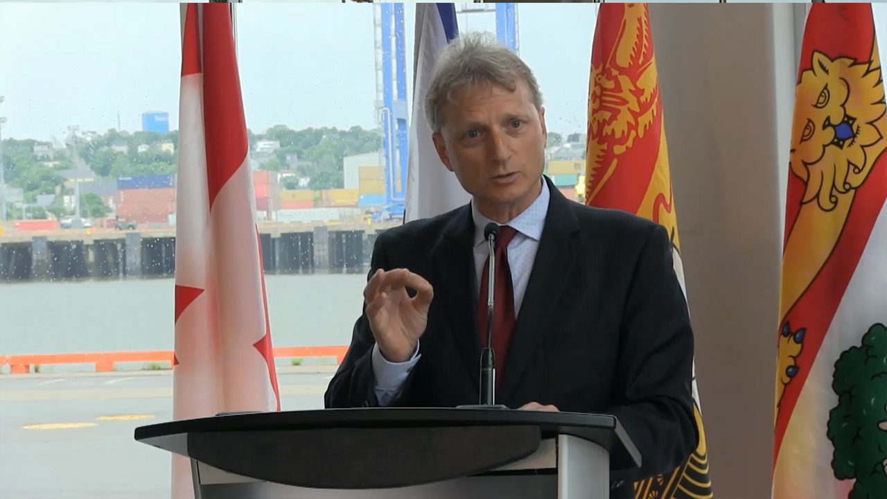 L'honorable Roger Melanson parle de la Stratégie de croissance du commerce et des investissements en Atlantique