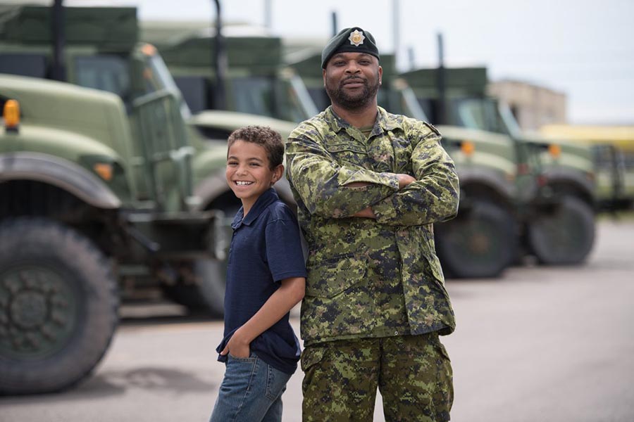 The goal of Military Family Appreciation Day is to raise awareness of the challenges, to recognize the resiliency and to thank military families for their sacrifices, as they support their loved ones serving in the Canadian Armed Forces. ©2021 DND/MDN Canada.