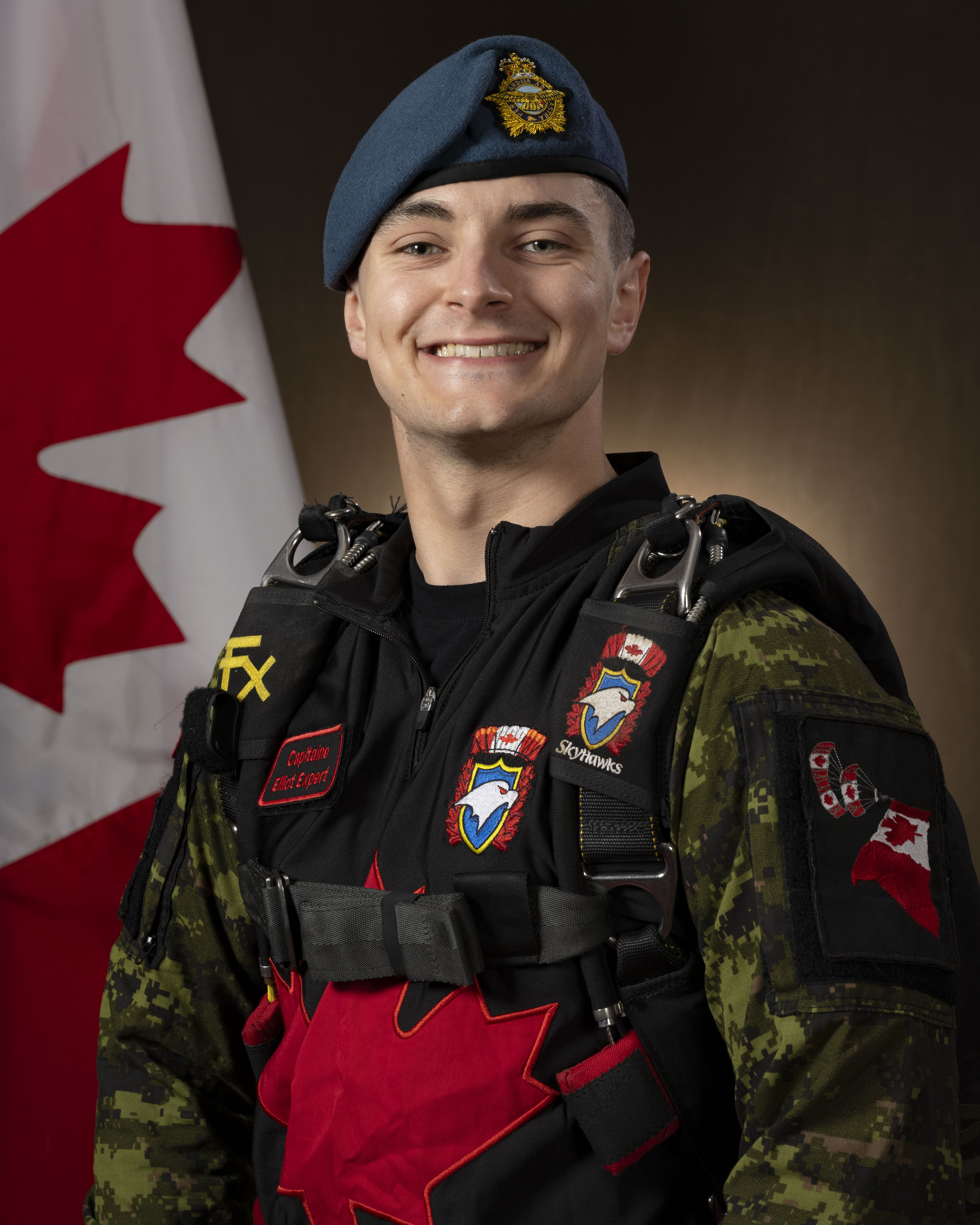 Captain Elliot Expert – Demonstrator