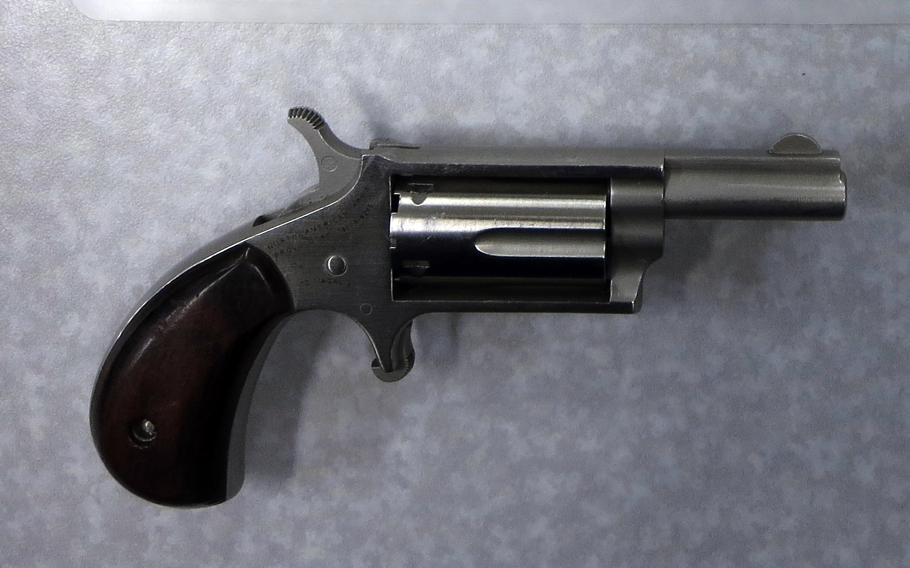 Revolver seized by CBSA officers at Emerson on May 6, 2014.