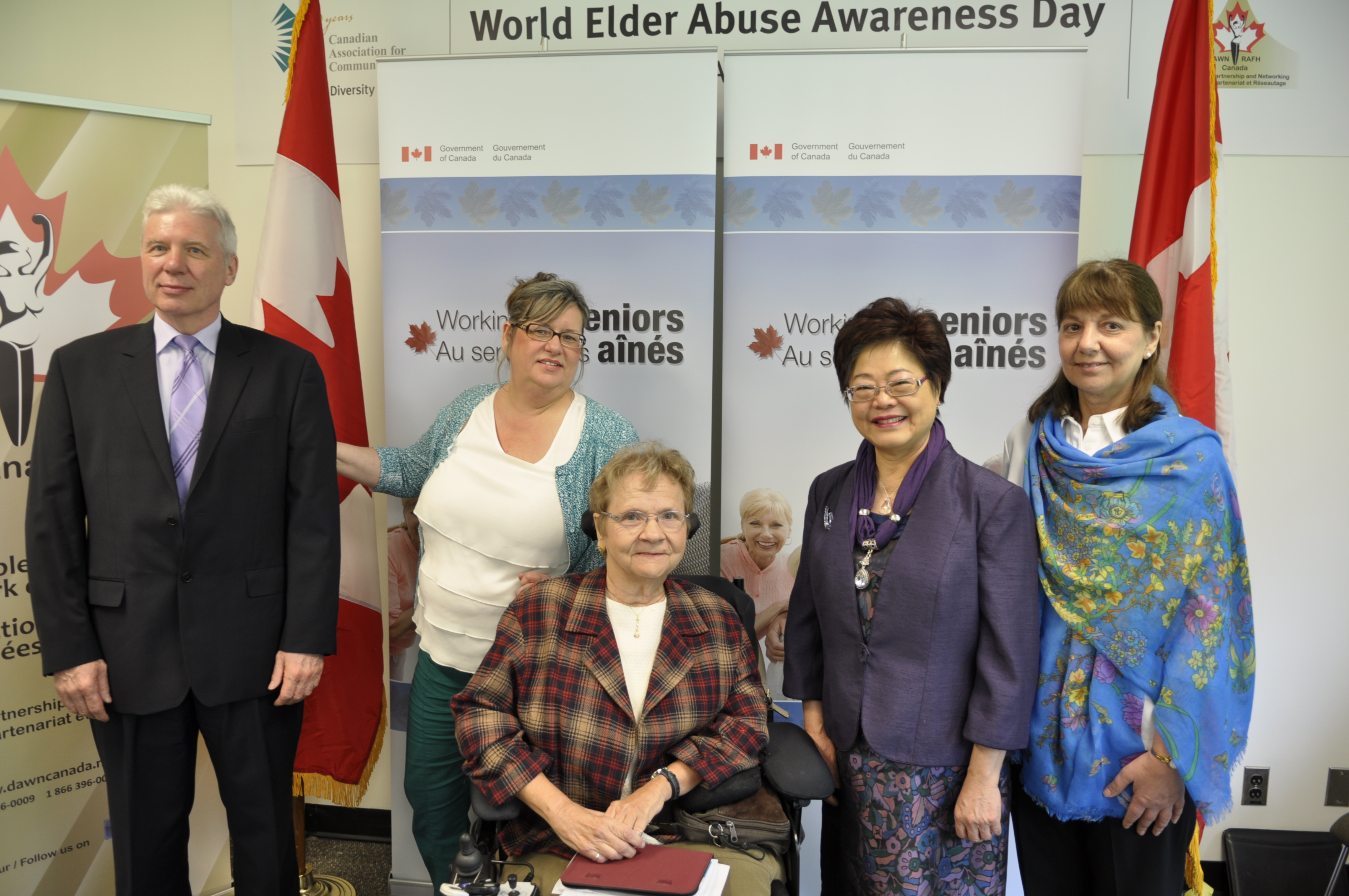 Mr. Peter Chivers, Treasurer, Canadian Association for Community Living (CACL); Ms. Bonnie Brayton, National Executive Director, DisAbled Women¿s Network; Ms. Audrey King, author; Minister of State Wong; and Ms. Laurie Larson, President, CACL.