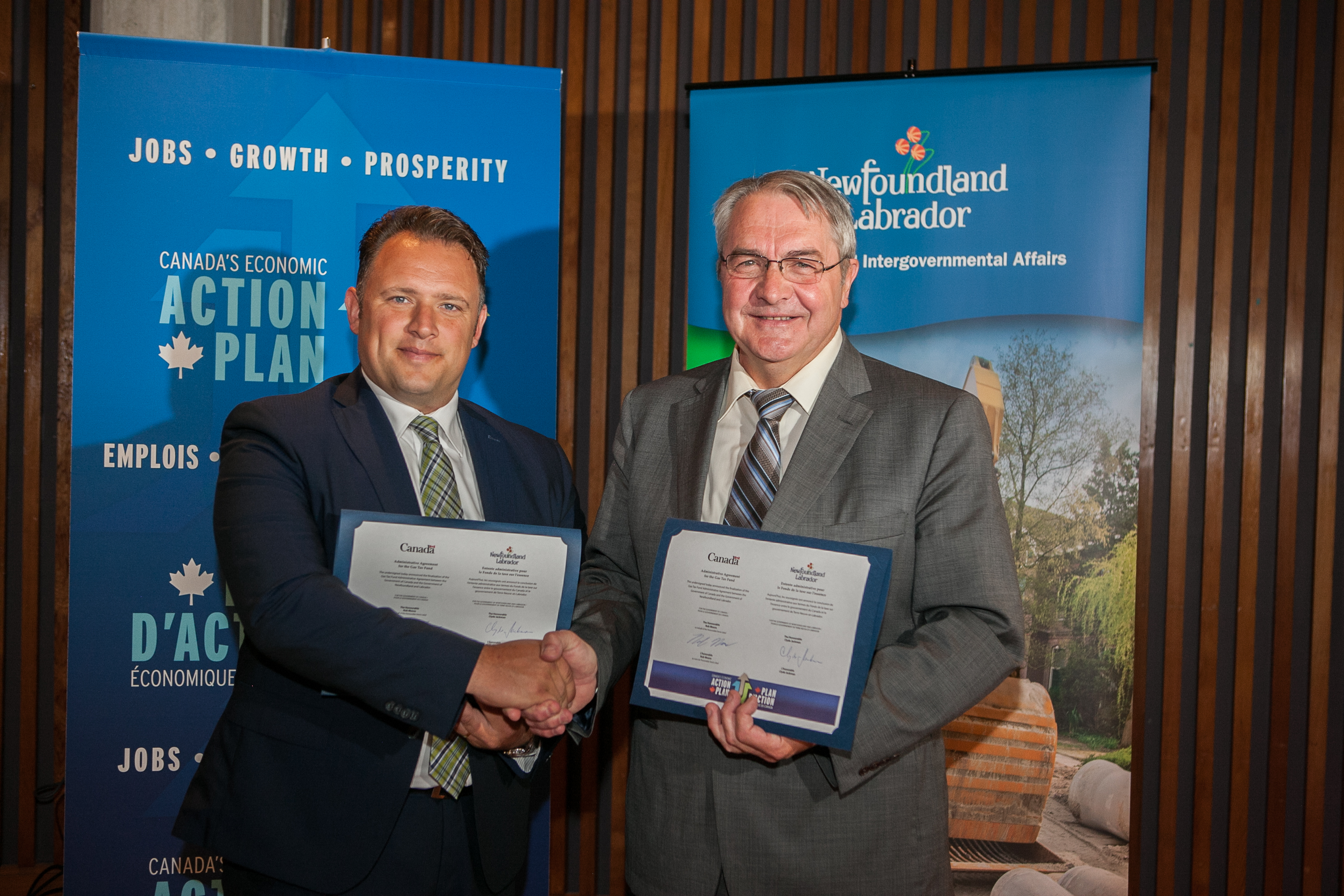 Left to right: The Honourable Rob Moore, Regional Minister for Newfoundland and Labrador and Minister of State (Atlantic Canada Opportunities Agency), and the Honourable Clyde Jackman, Minister of Municipal and Intergovernmental Affairs