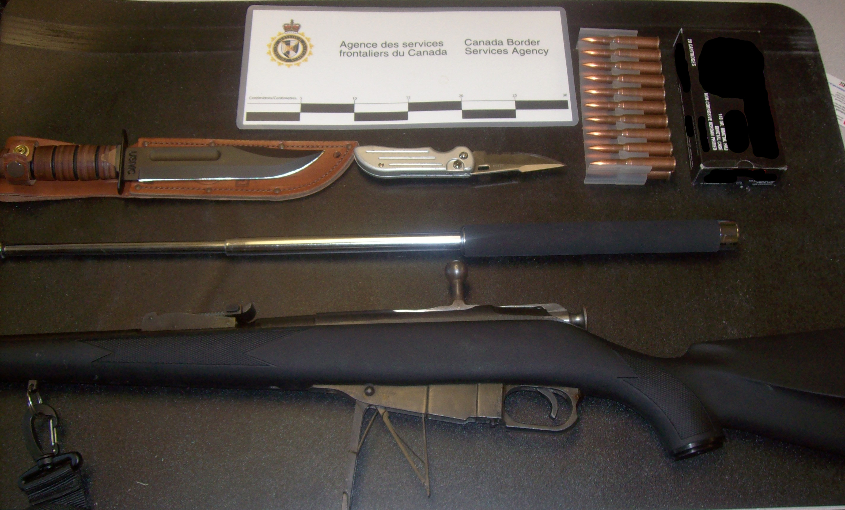 Lansdowne POE weapons seizure - July 17, 2014