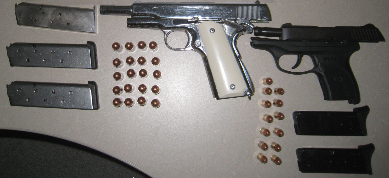 Armes de poing saisies au point d¿entrée de Cascade, le 21 juillet 2014