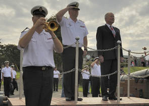 The Hon. Rob Nicholson welcomes home HMCS Regina