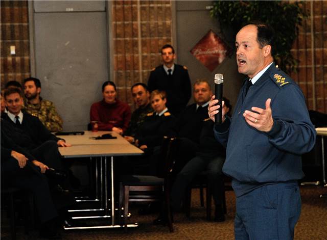 Chief of the Defence Staff General Thomas J. Lawson CMM, CS, addresses all ranks of 12 Wing during a Town Hall meeting at the Shearwater Sea King club, Nova Scotia, on November 21, 2014.
Credit: Corporal Brian D. Watters
12 Wing Imagery Services
Shearwater, N.S.
© 2014 DND-MDN Canada