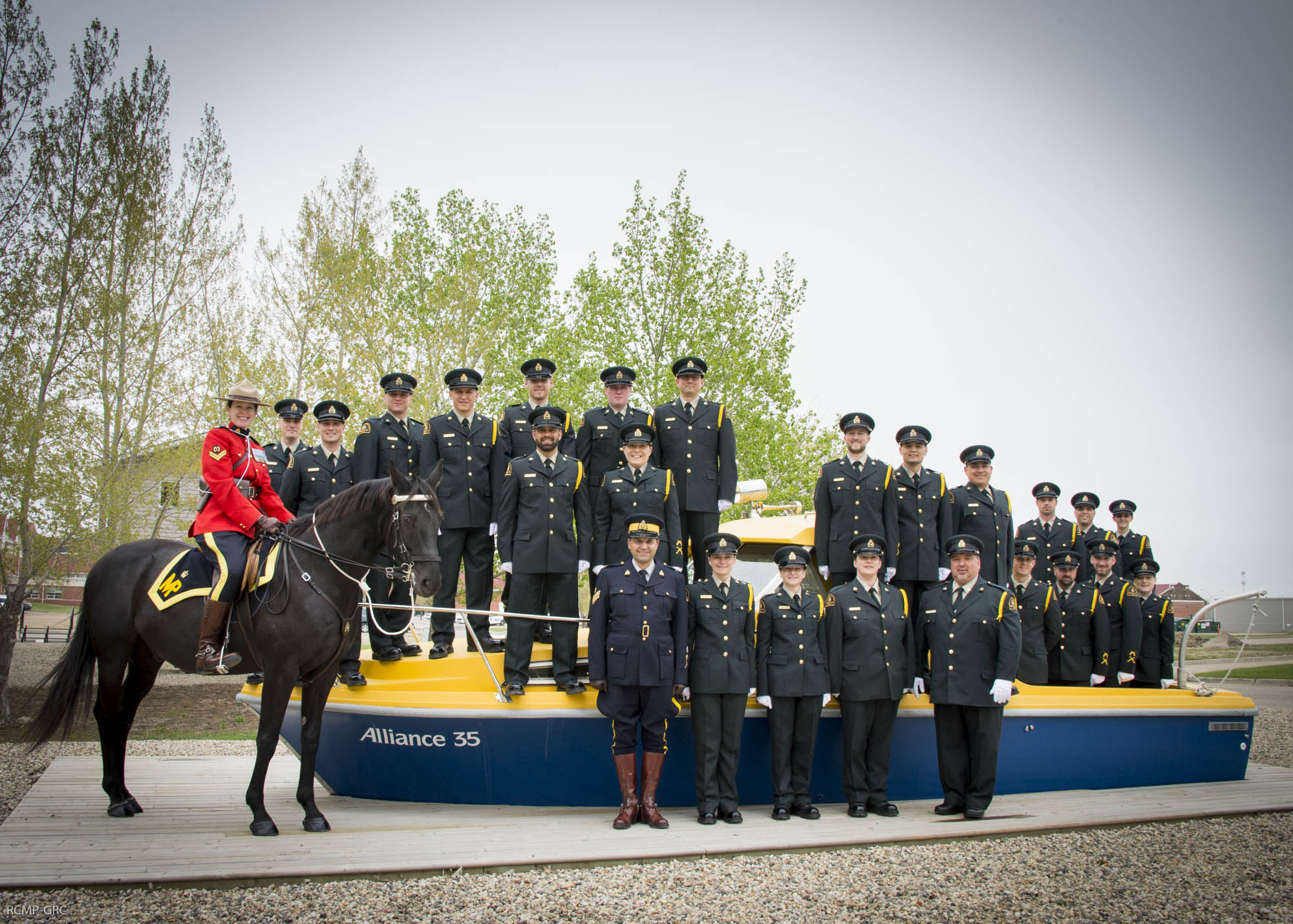 Congratulations to DFO¿s 22 new fishery officers