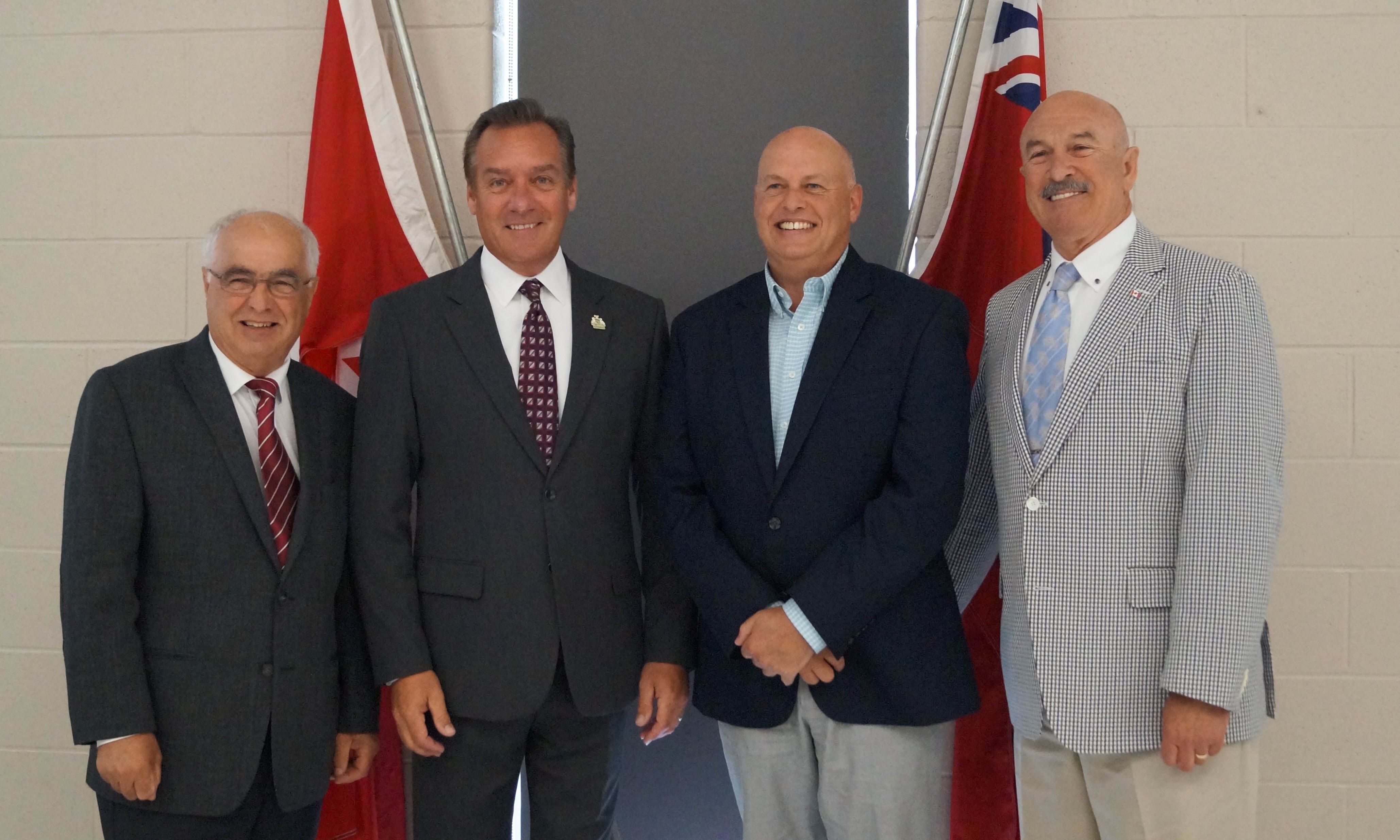 Lou Rinaldi, député provincial de Northumberland¿Quinte West, Mark Walas, maire de Brighton et conseiller de Northumberland County, Marc Coombs, président de conseil du comté de Northumberland et maire de Cramahe et Rick Norlock, député de Northumberland¿Quinte West.