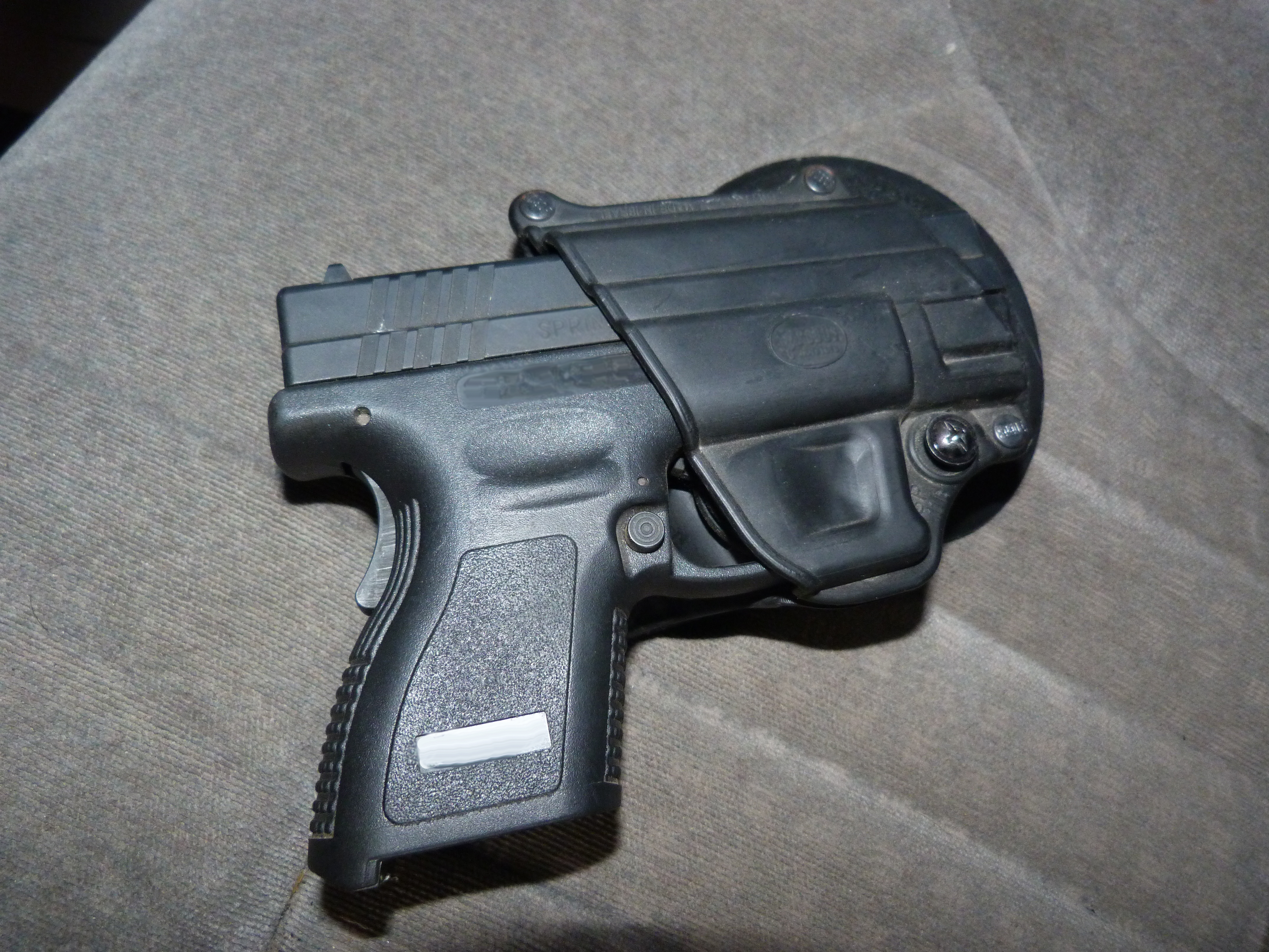 Firearm seized from traveller at the Douglas Port of Entry