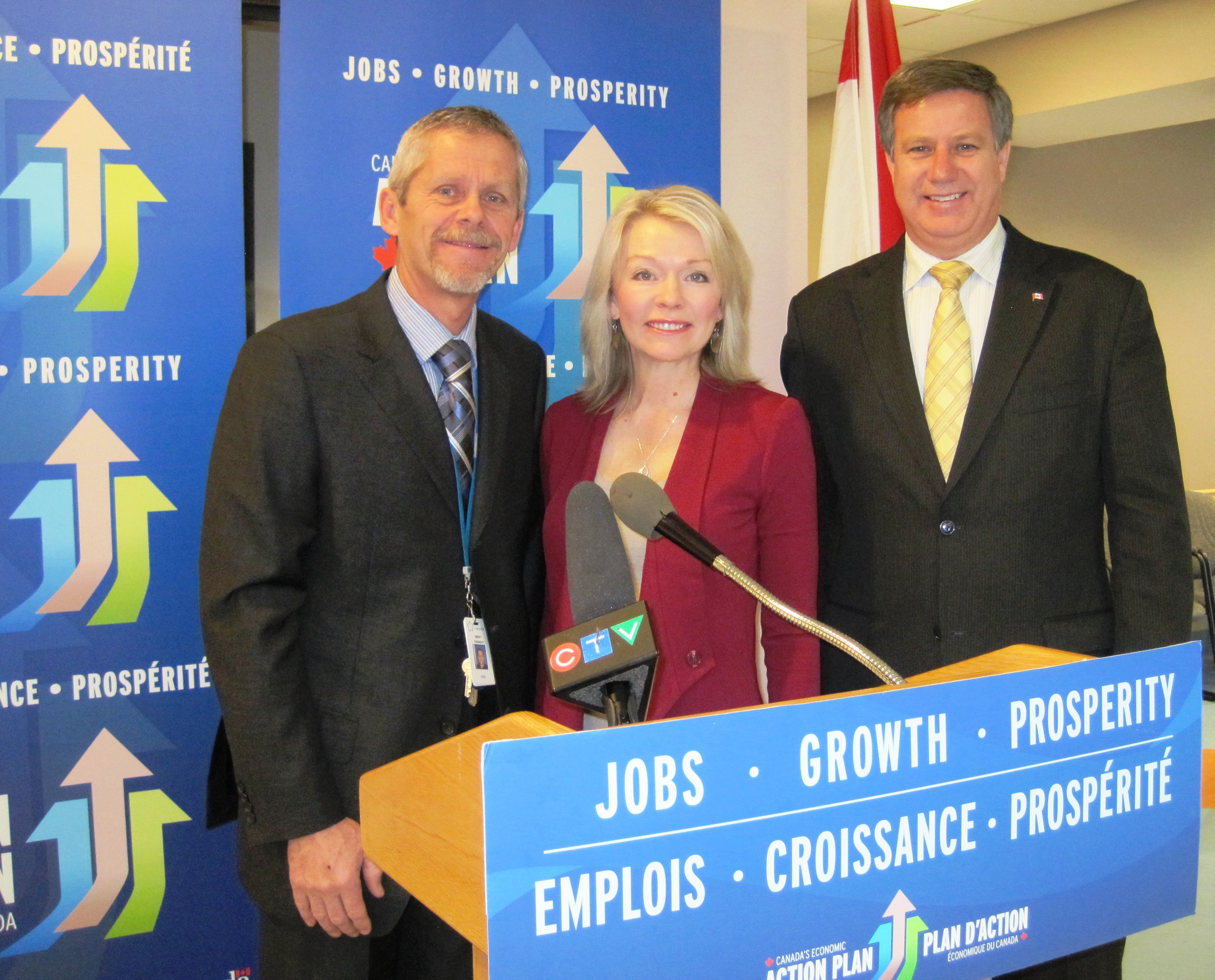 Henry Tessmann, President and Chief Operating Officer for Concordia Hospital; Minister Bergen; and MP Toet.