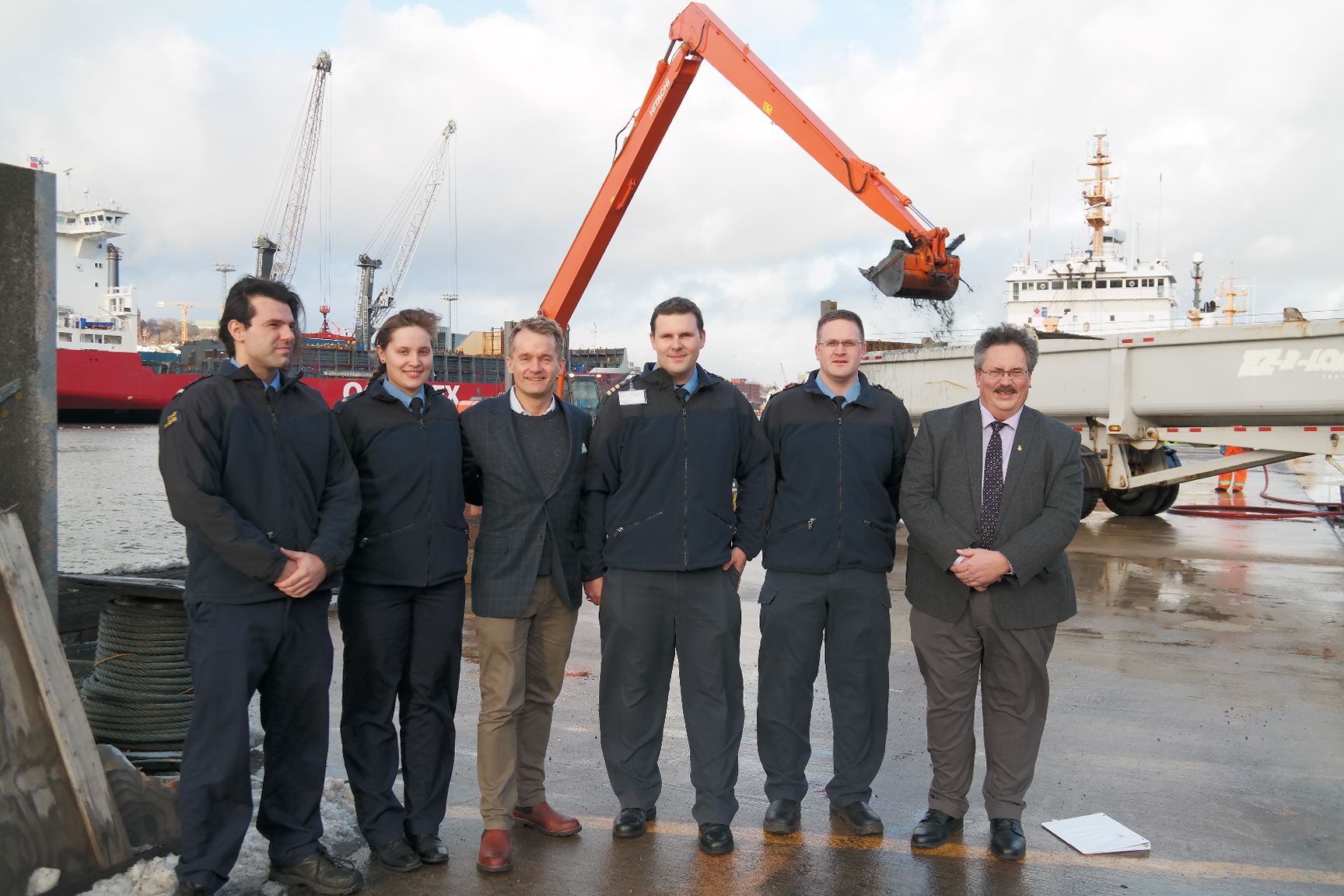 St. John¿s South-Mount Pearl MP Seamus O¿Regan and Canadian Coast Guard officials and CCGS Louis S. St-Laurent crew at announcement of $4M for harbour improvements at Atlantic Region HQ, Dec. 9.
 
Left to right: Nicholas Houle, Aidan Davidson, Seamus O¿Regan, Trevor Hodgson, Nathan Whiffen and Mike Ouellette (‎Regional Director, Integrated Technical Services at Canadian Coast Guard).
