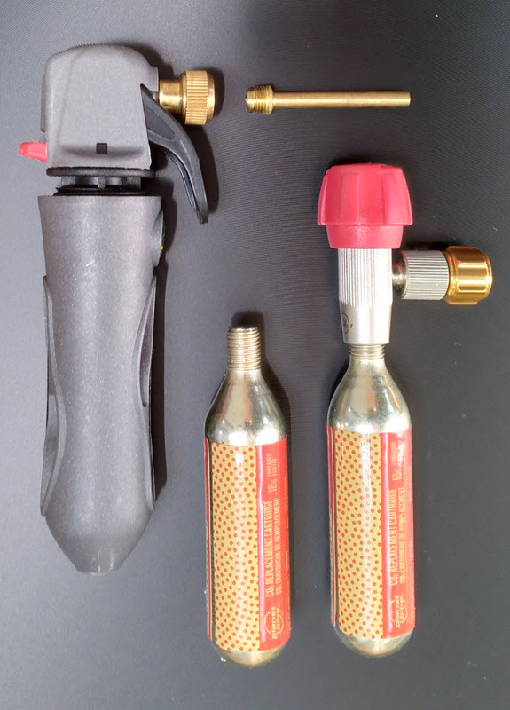 Two CO2 injectors compatible with threaded cartridges