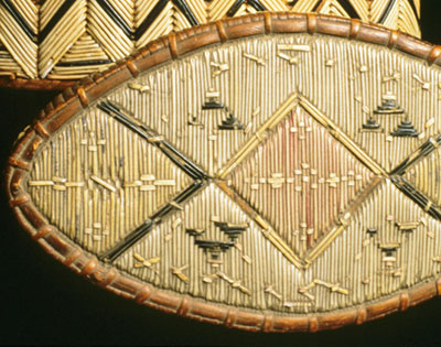 Detail of the lid of a quilled birchbark container.