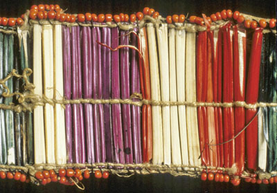 Detail of a quilled band.