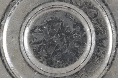 Details of a zinc-plated steel pan.