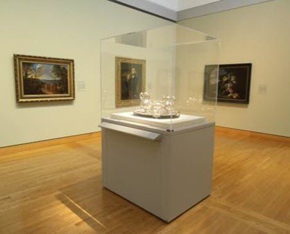 A silver display case within the National Gallery of Canada.