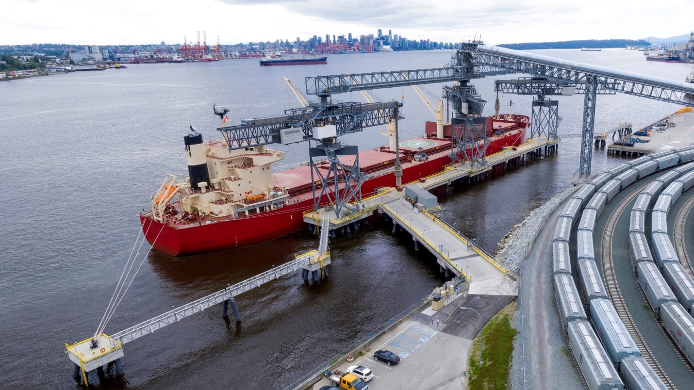 Grain export terminal in the Port of Vancouver