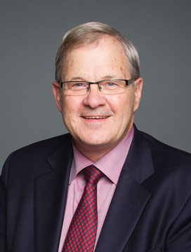 Headshot of Lawrence MacAulay