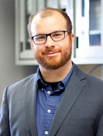 Portrait photo of Dr. Sean Walkowiak