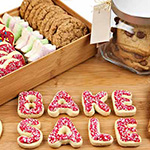 Des produits de boulangerie maison lors d'une vente de pâtisseries de la CCMTDN.