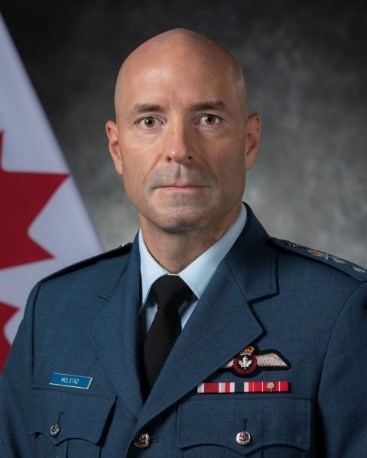 Major-Général D.E Molstad, CD