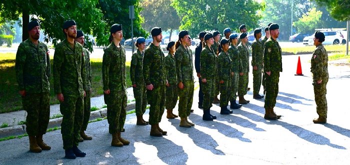 Cérémonie de remise des insignes de coiffure du personnel médical