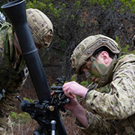 Military personnel conducting target acquisition procedures for industry observation. Credit : S3 Belchevski