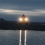 Canadian Rangers from 1 Canadian Ranger Patrol Group maintain a lookout for wildlife while on patrol in Resolute Bay, Nunavut, on September 3, during Operation NANOOK-NUNAKPUT. Photo: Corporal Nicholas Zahari.