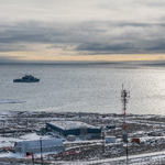 Canadian Coast Guard Ship Henry Larsen and His Majesty’s Canadian Ship Robert Hampton Gray arrive in Resolute Bay, Nunavut, to offload infanteers from 3rd Battalion, The Royal Canadian Regiment Land Task Force following a three-day deployment to Little Cornwallis Island during Operation NANOOK-NUNAKPUT on September 11.