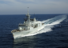 International waters off the coast of Costa Rica. 29 April 2006 – HMCS Ottawa sailing in search of suspect vessels during Operation CARIBBE. (photo by: Canadian Armed Forces)