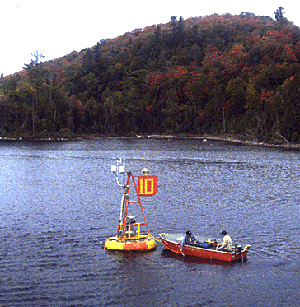 Image d'Échantillonnage de la chimie de l'eau au lac Little Turkey