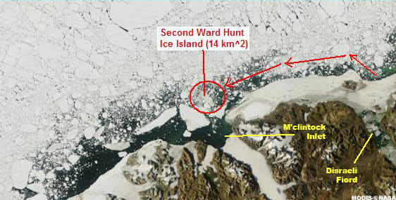 Image MODIS de la deuxième île de glace Ward Hunt se déplaçant dans le plan d'eau ouvert 31 juillet 2008