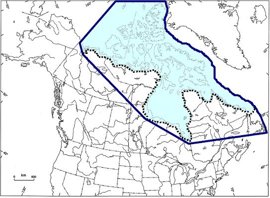 Figure 3. Zone d’occurrence (polygone en gras, 8,7 × 106 km2) et zone d’occupation (région ombrée au contour pointillé, 5,6 × 106 km2) de l’ours blanc au Canada (superficies estimées au moyen de la projection azimutale équivalente [pôle nord] de Lambert et avec le progiciel ArcGIS, version 9.1 [ESRI, 380 New York Street, Redlands, CA]).
