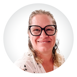 Photo de Christine, éducatrice de la petite enfance