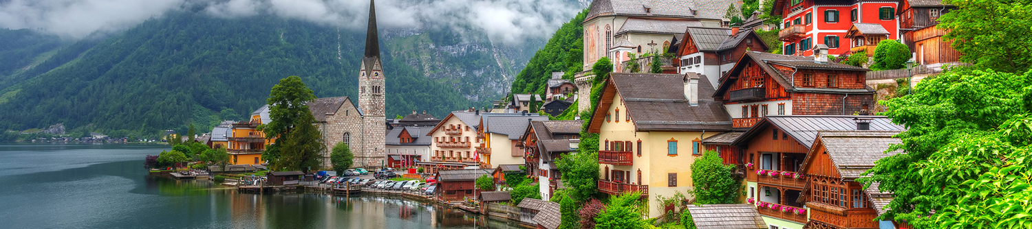 Onglet 1: Village de Hallstatt en Autriche