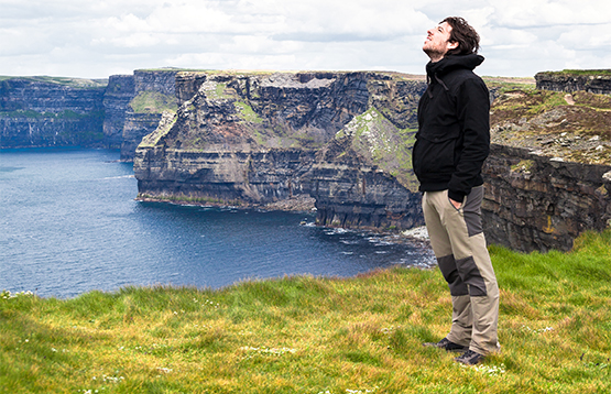 Tab 1: The Cliffs of Moher in southwestern Ireland