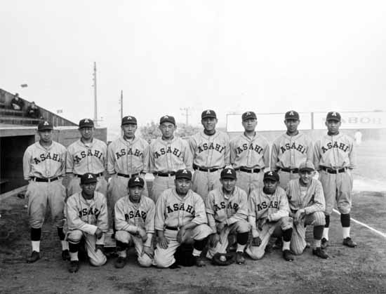 Portrait of Asahi baseball team
