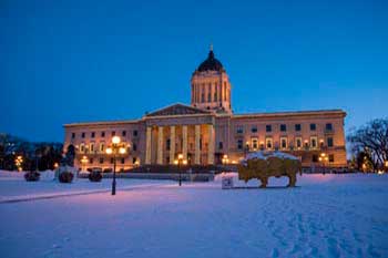 Lumières de Noël Winnipeg (Manitoba) : devant du Palais de la Législature