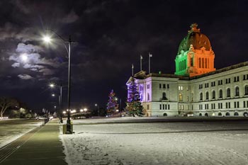 Lumières de Noël Regina (Saskatchewan) : côté de l'Assemblée législative