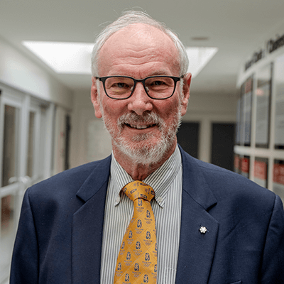 Portrait du Dr Andrew Pipe