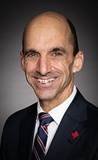 L’hon. Steven Blaney, PCC (vice-président)