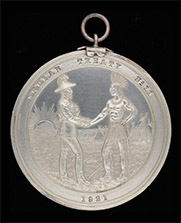 Remise de la médaille du chef pour commémorer le traité n° 11.