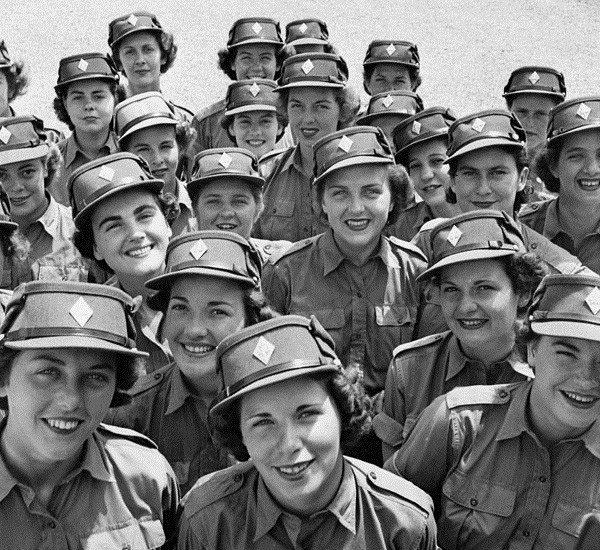 Personnel of the Canadian Women’s Army Corps in basic training in 1944