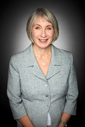 L’honorable Patty Hajdu, C.P., députée Ministre de la Santé