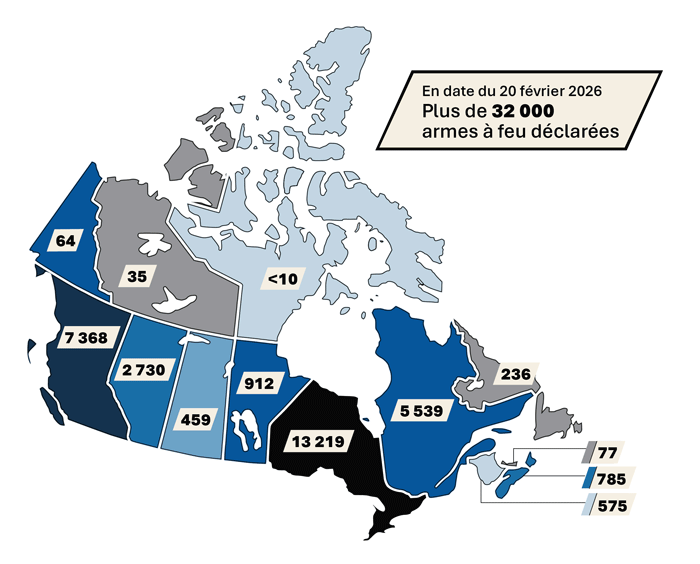 Carte du Canada montrant le nombre d'armes à feu de style arme d'assaut déclarées par province et territoire. Les nombres fournis dans le tableau 'Nombre d'armes à feu de style arme d'assaut déclarées par province et territoire'