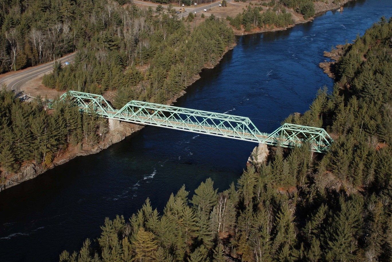 Photo of the Des Joachims Bridge crossing over the Ottawa River