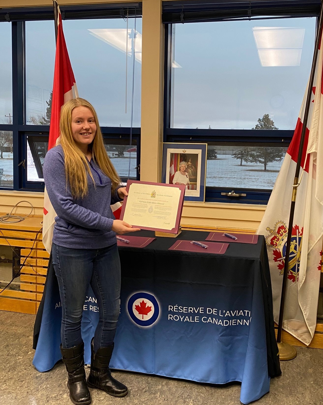 Aviator Kathleen Attwood is 4 Wing’s first applicant enrolled into the new RCAF Reserve occupation, Air Operations Support Technician.
Photo: Master Warrant Officer Patricia Schwindt, 4 RCAF Reserve Flight.